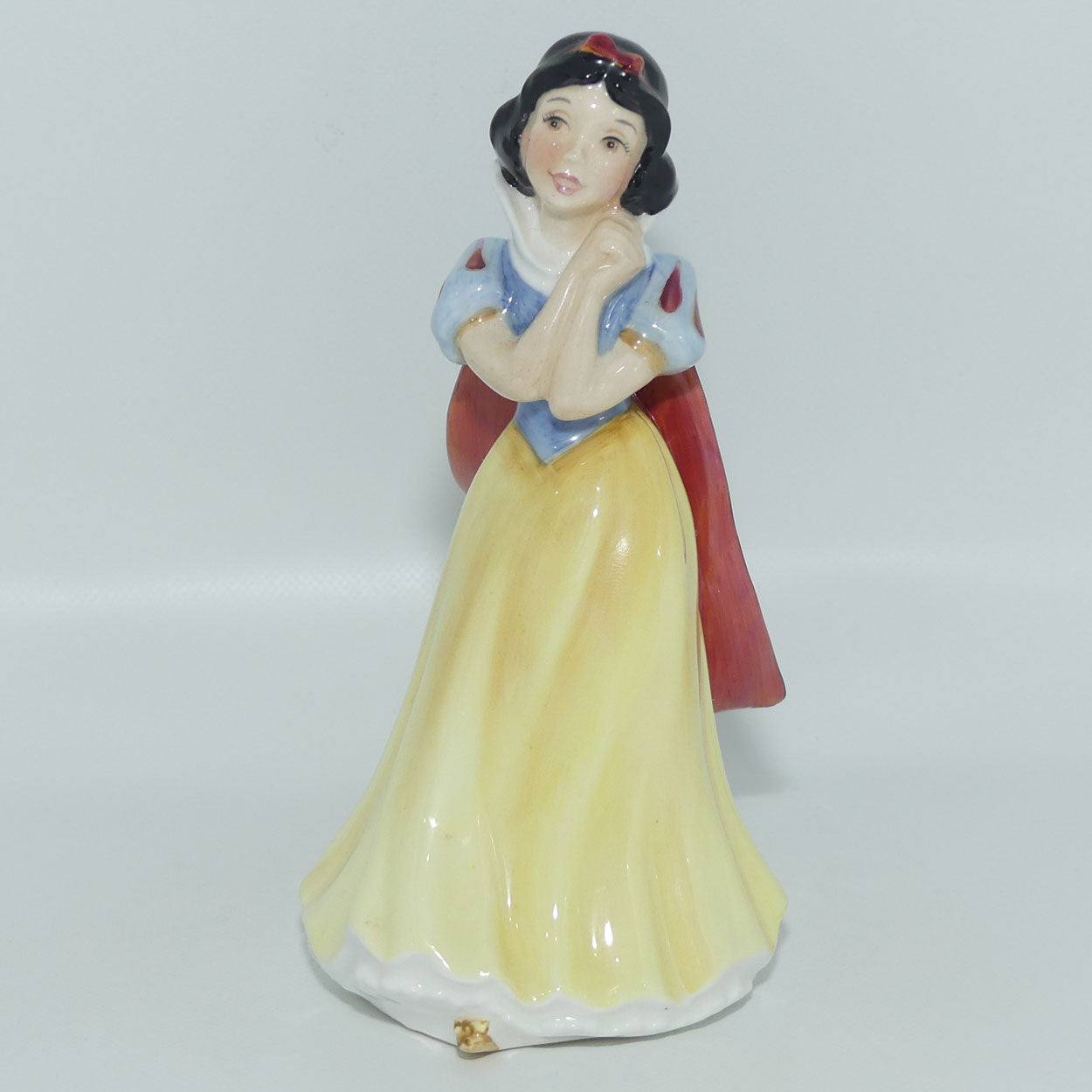 SW09 Royal Doulton Disney figurine Snow White