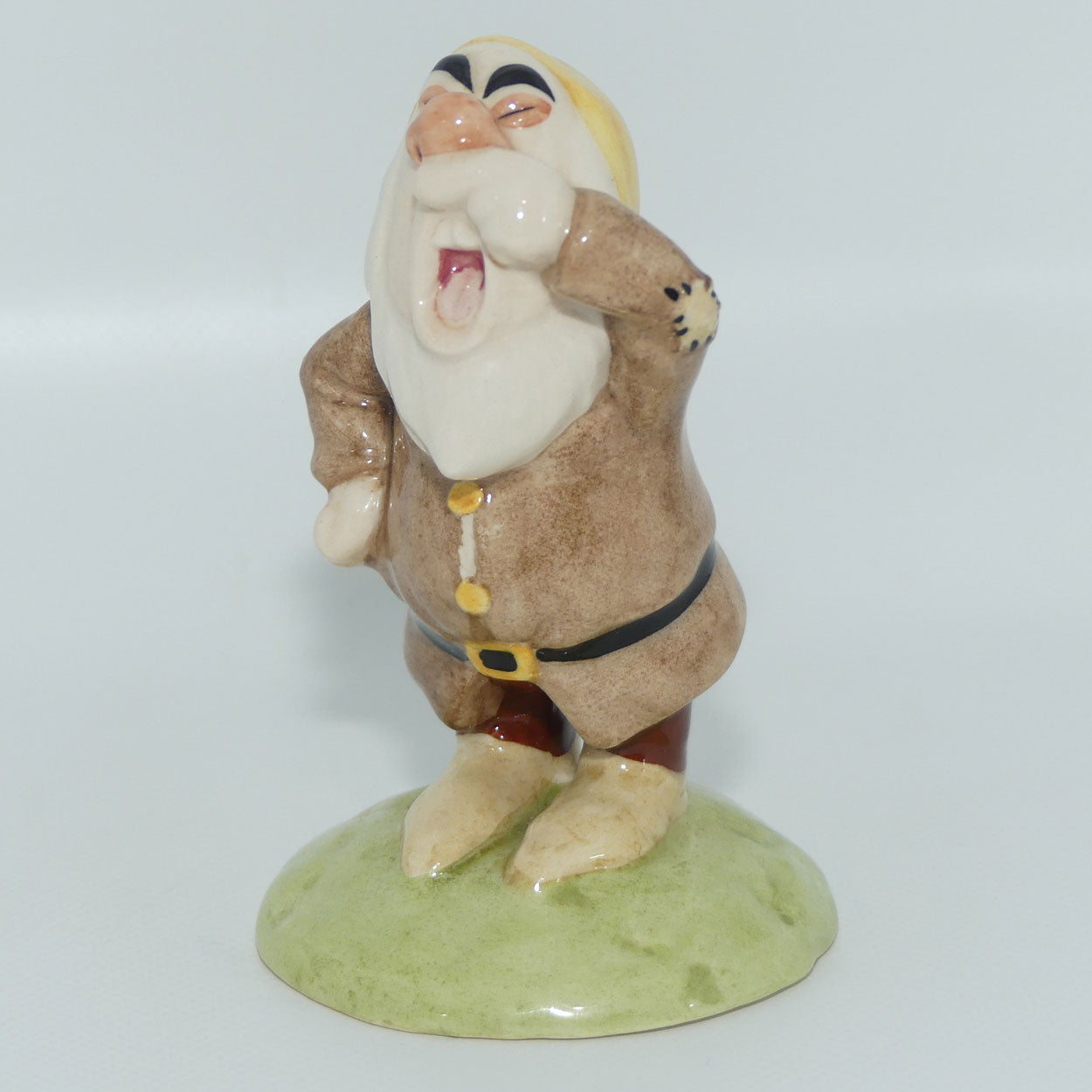 SW14 Royal Doulton Disney Snow White and Seven Dwarfs figure | Sneezy