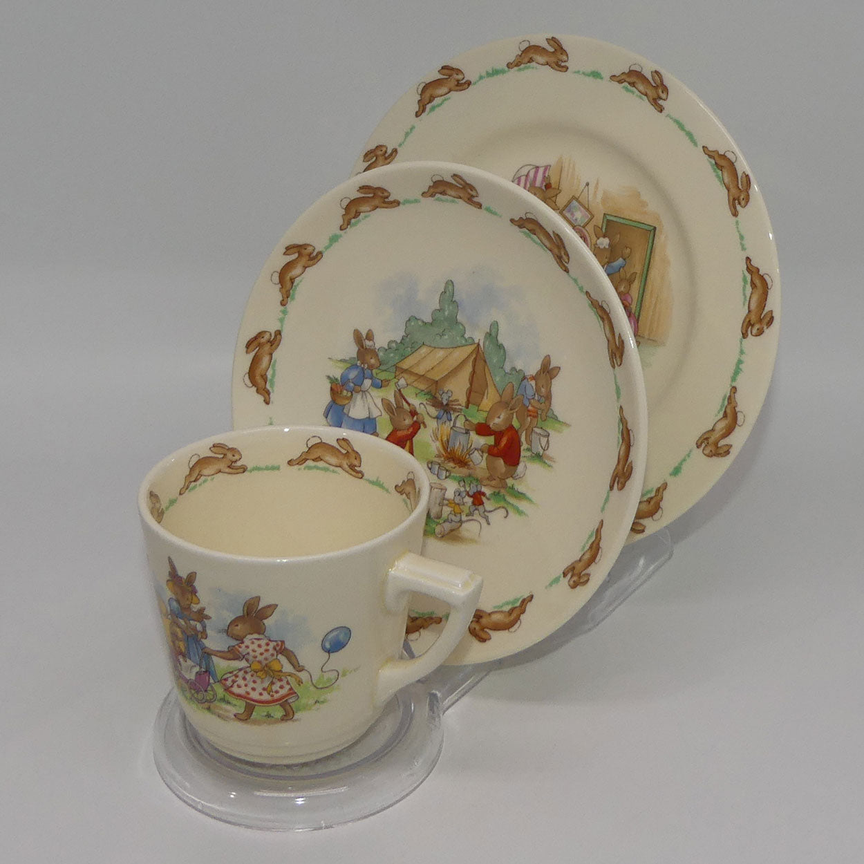 royal-doulton-bunnykins-tableware-assorted-scenes-trio-3
