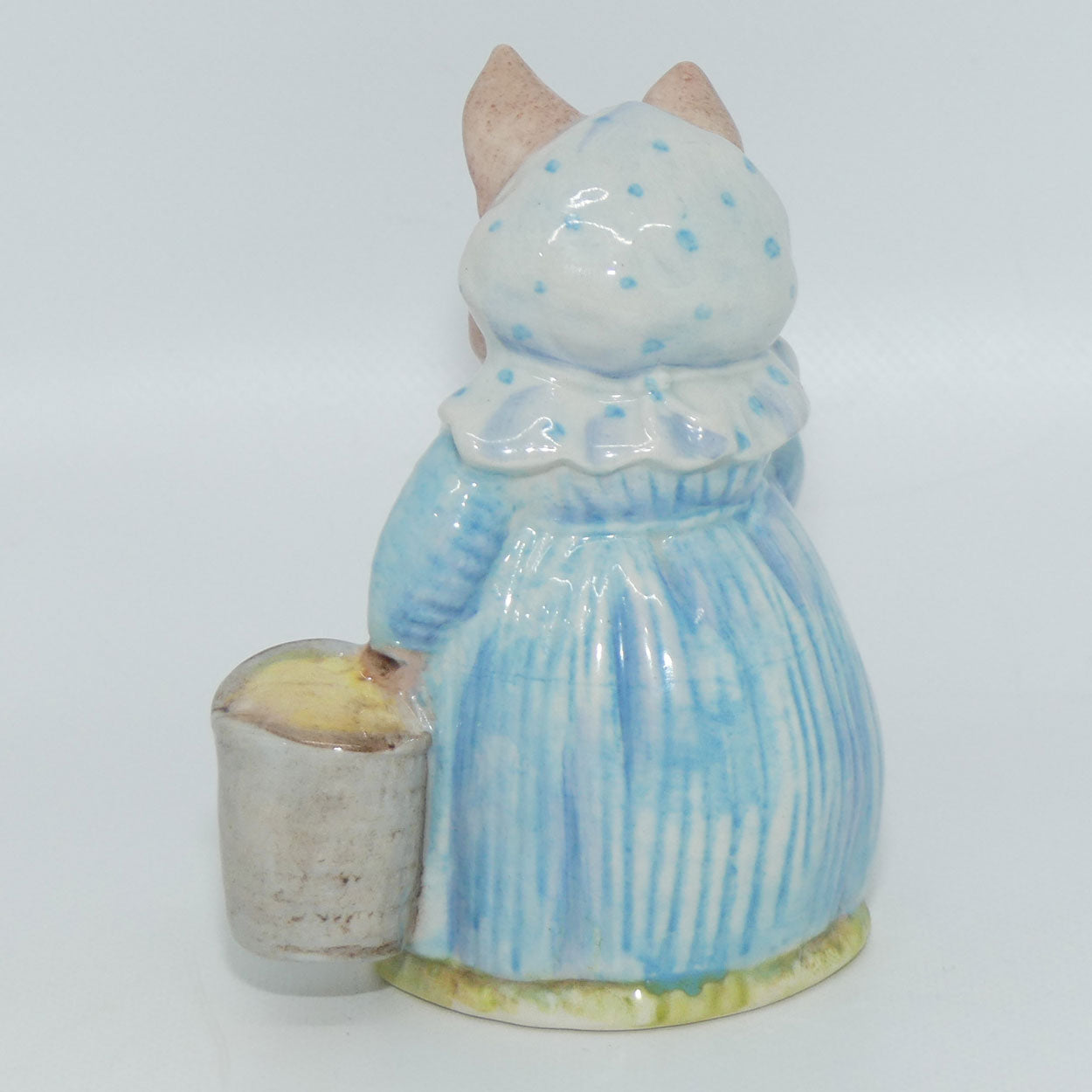 Beswick Beatrix Potter Aunt Pettitoes | BP3b