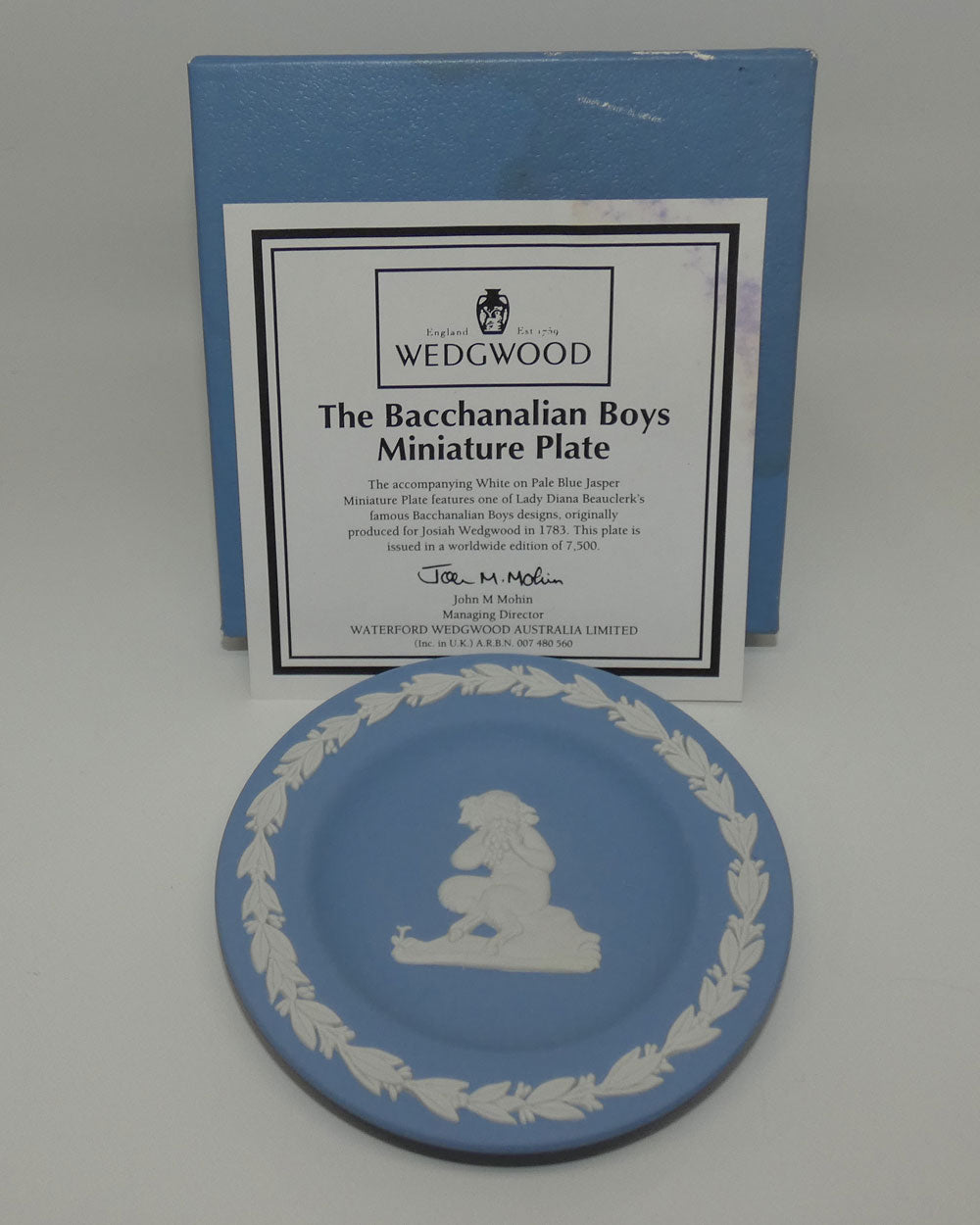 wedgwood-jasper-bacchanalian-boys-miniature-plate-4
