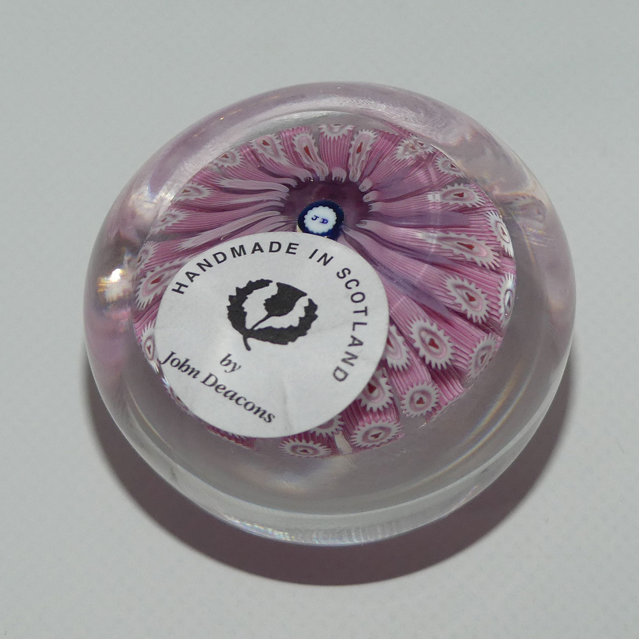 john-deacons-scotland-millefiori-bunch-of-hearts-ultra-mini-paperweight