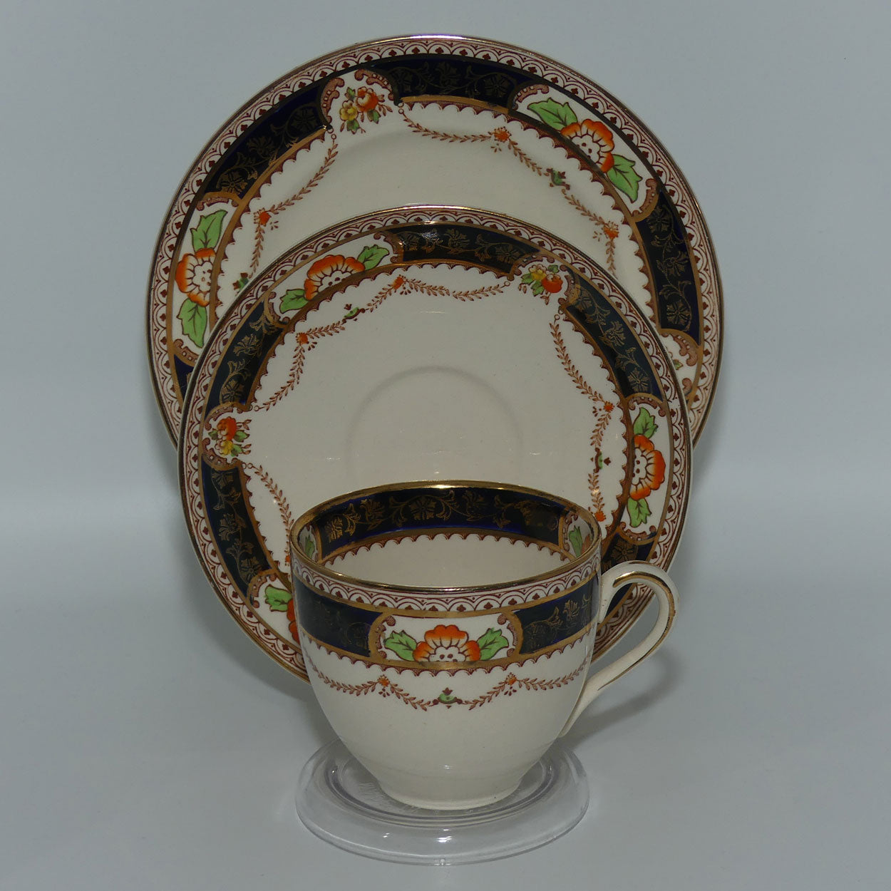 Alfred Meakin England trio | Caledonia pattern c.1937