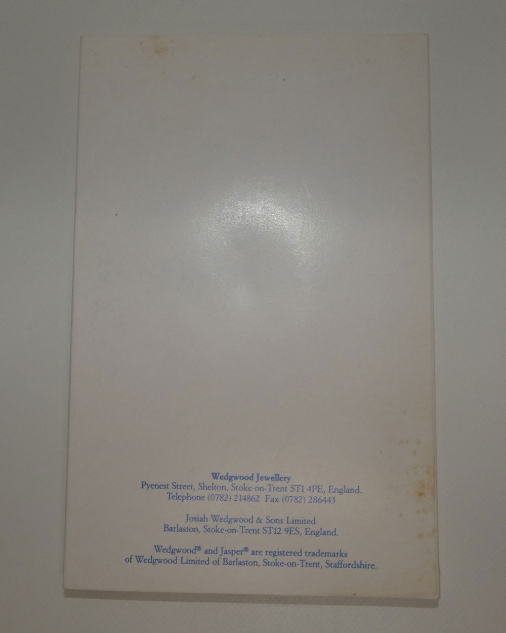 wedgwood-jasper-cameo-collectors-card-3-white-on-pale-blue-cameo
