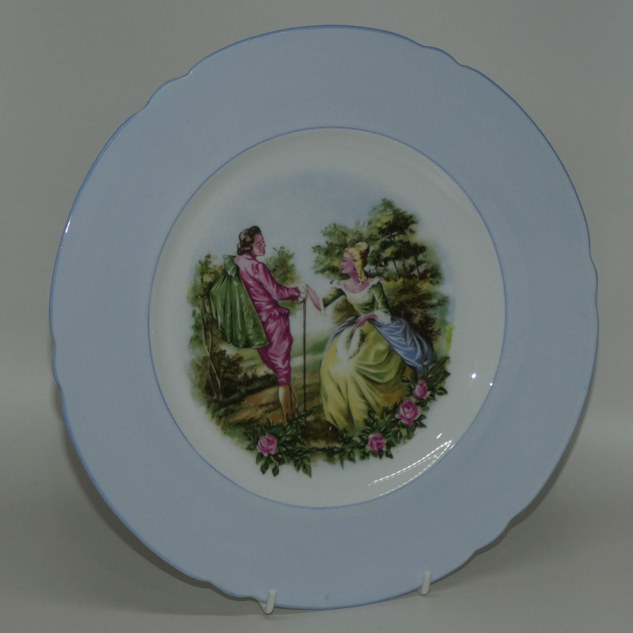 shelley-england-courting-scene-cameo-plate-blue-border