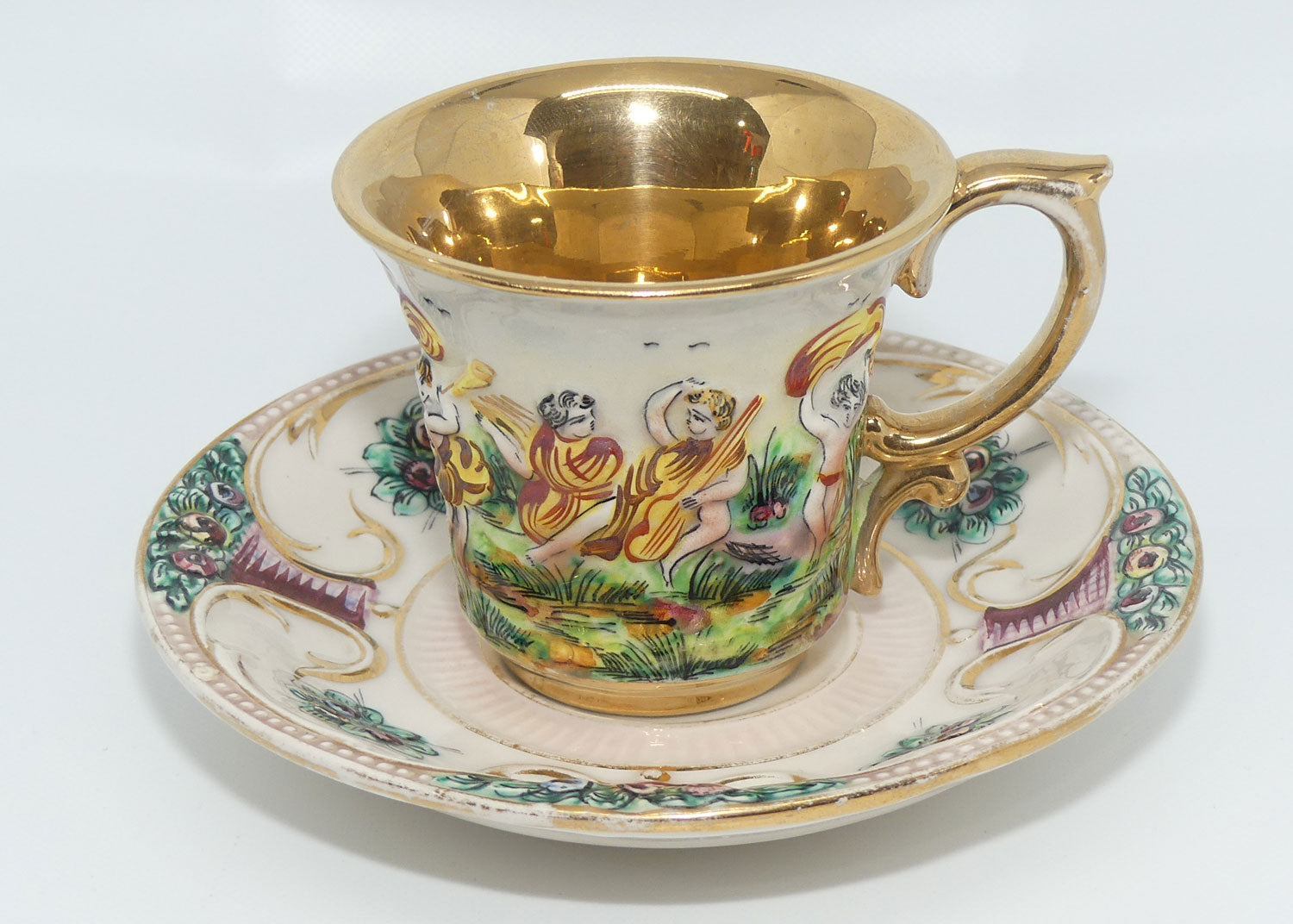 Capo DiMonte Italy figural tea duo