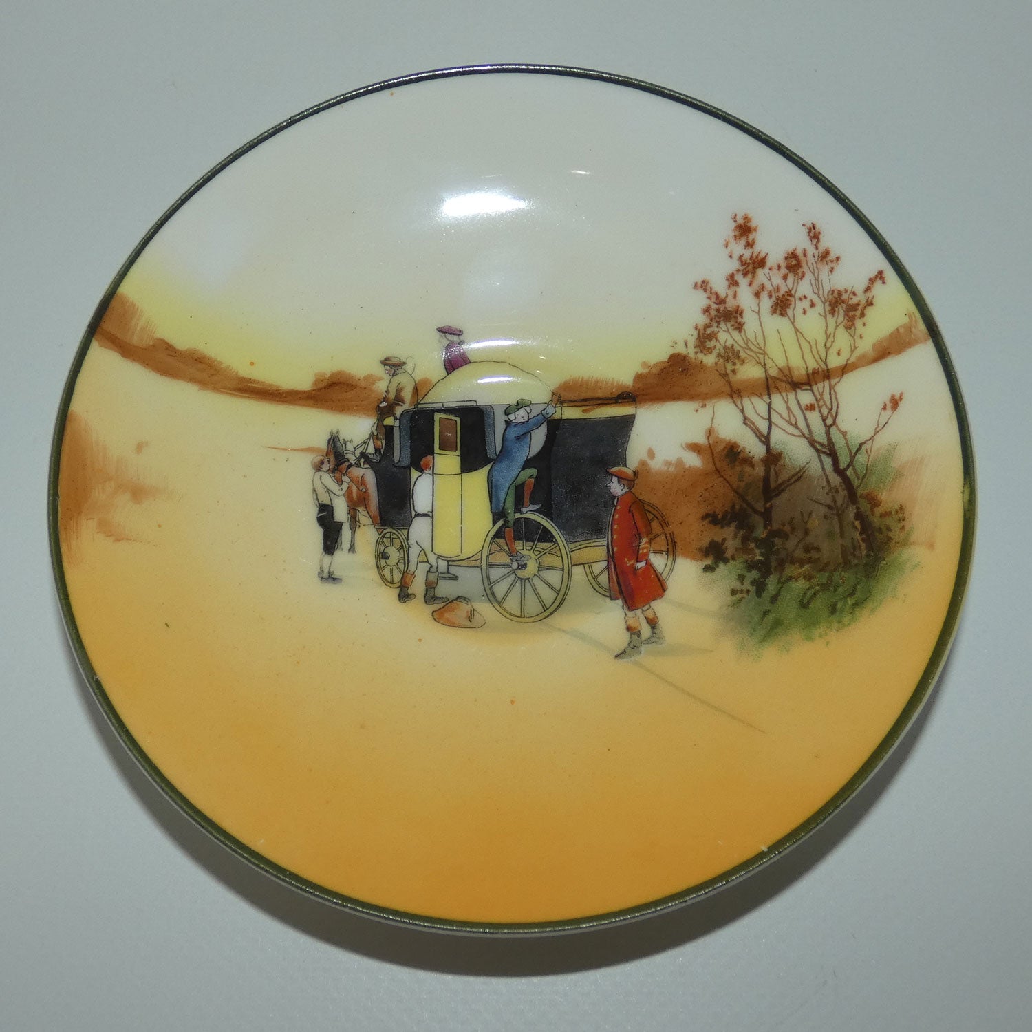 royal-doulton-coaching-days-cecil-shape-trio-big-2