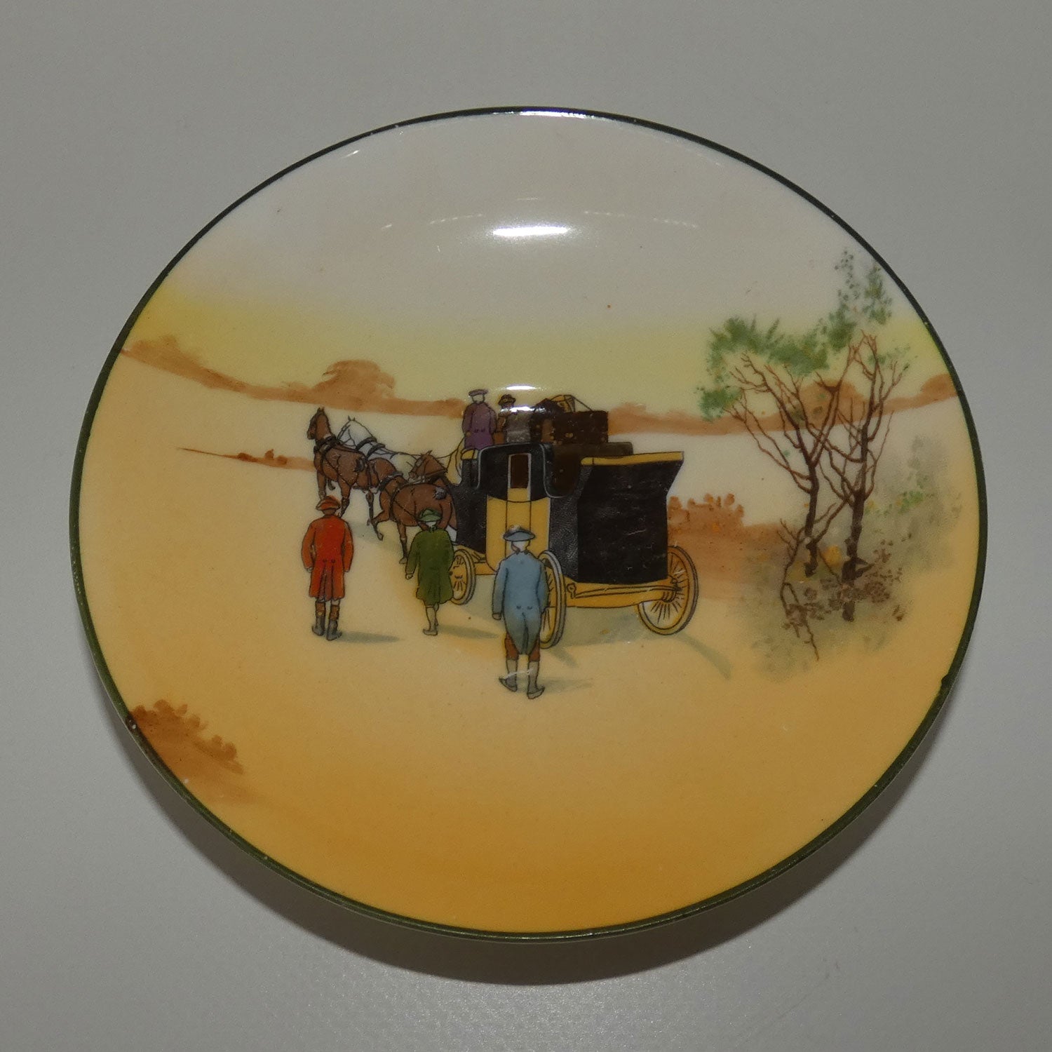 royal-doulton-coaching-days-cecil-shape-trio-big-4