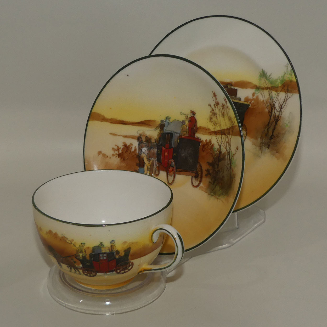 royal-doulton-coaching-days-cecil-shape-trio-e3804-round-plate-4