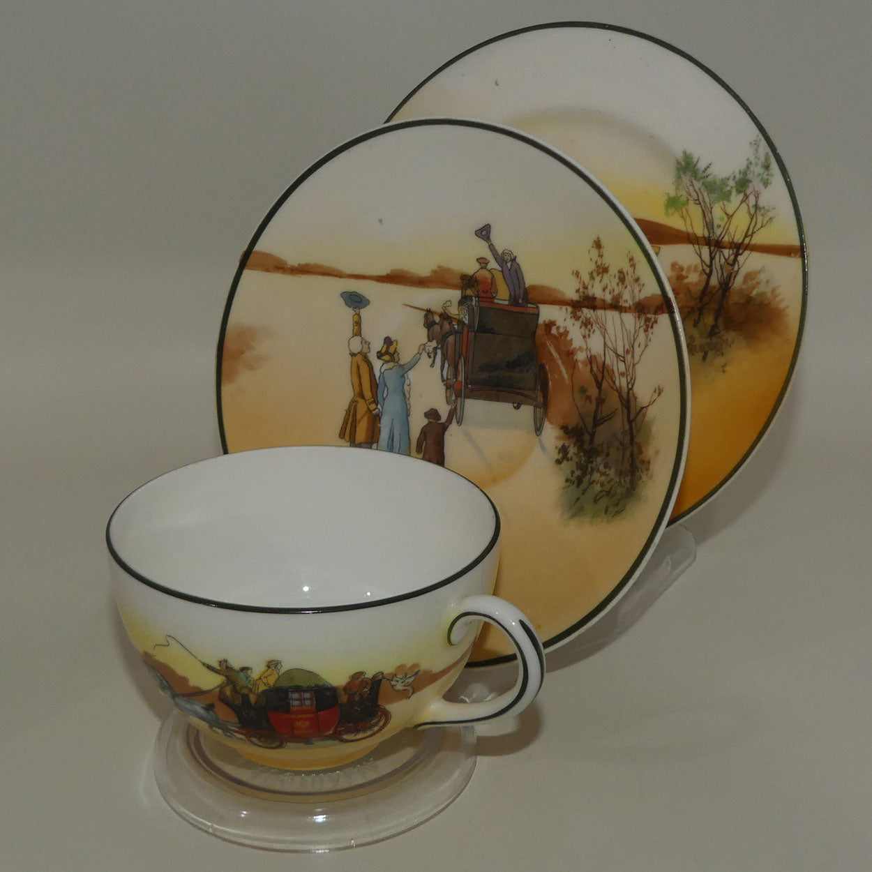 royal-doulton-coaching-days-cecil-shape-trio-e3804-round-plate-5