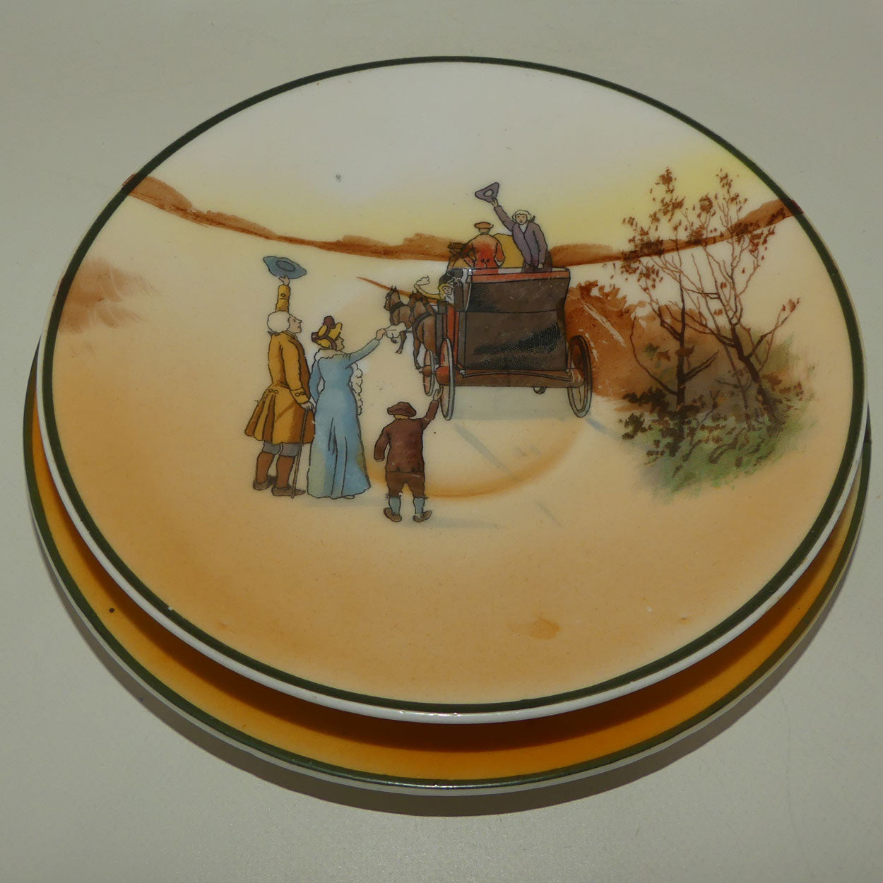 royal-doulton-coaching-days-cecil-shape-trio-e3804-round-plate-5