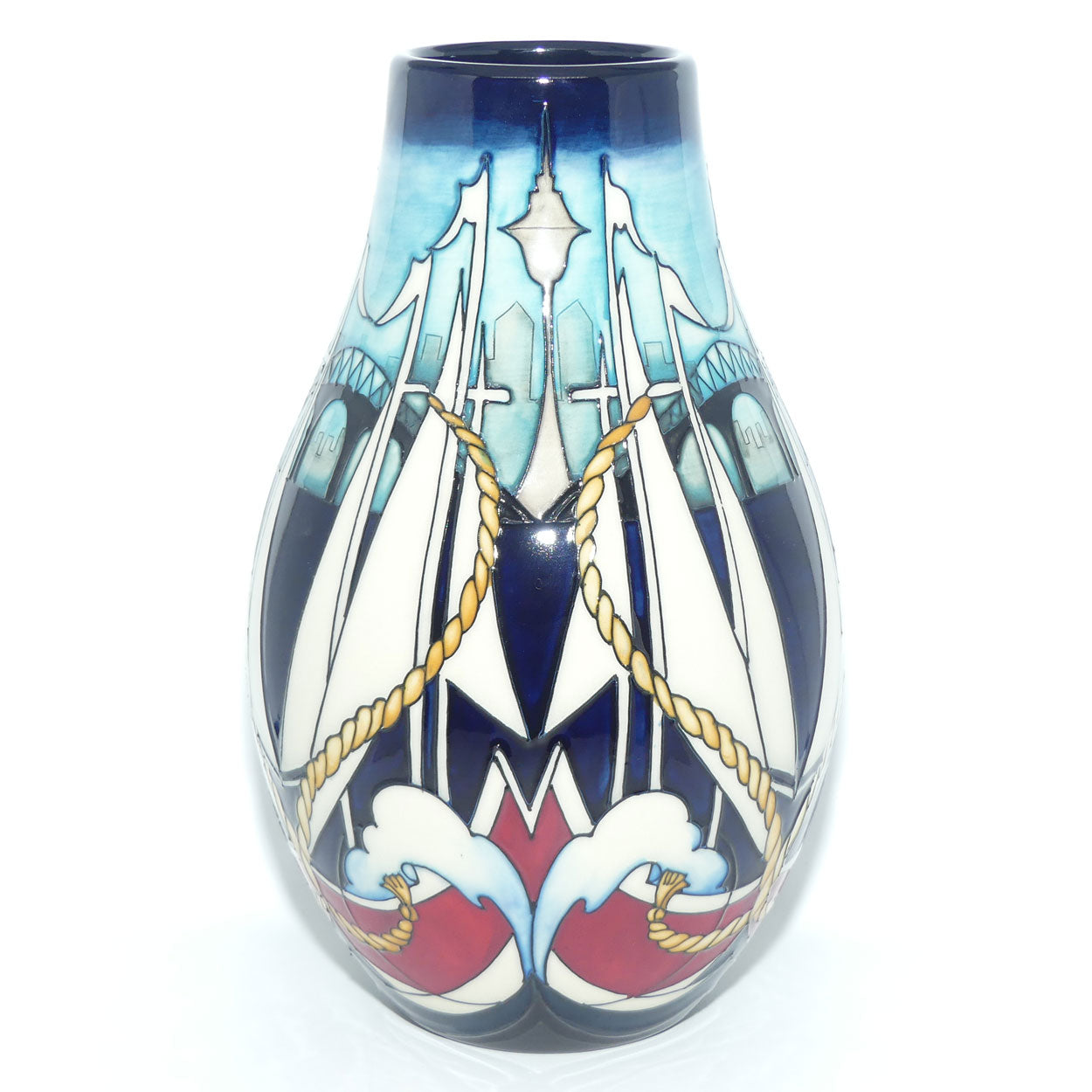 Moorcroft City of Sails Auckland 117/9 vase (Ltd Ed)