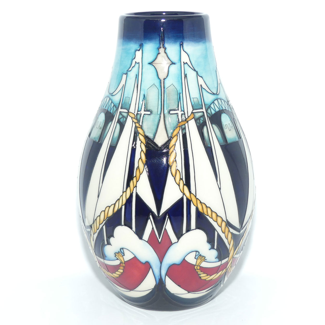 Moorcroft City of Sails Auckland 117/9 vase (Ltd Ed)