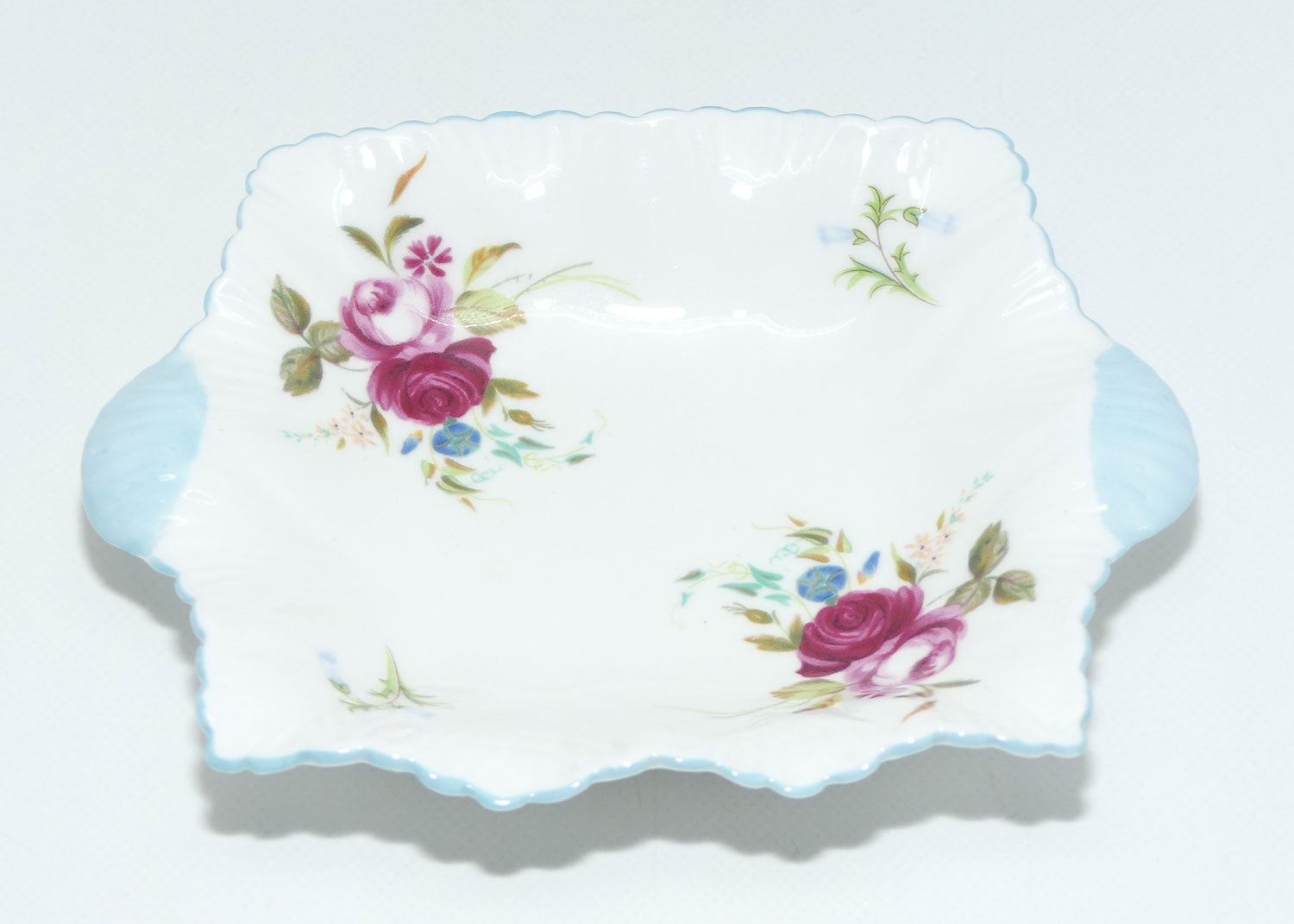 shelley-dainty-shape-roses-dish-tab-handles