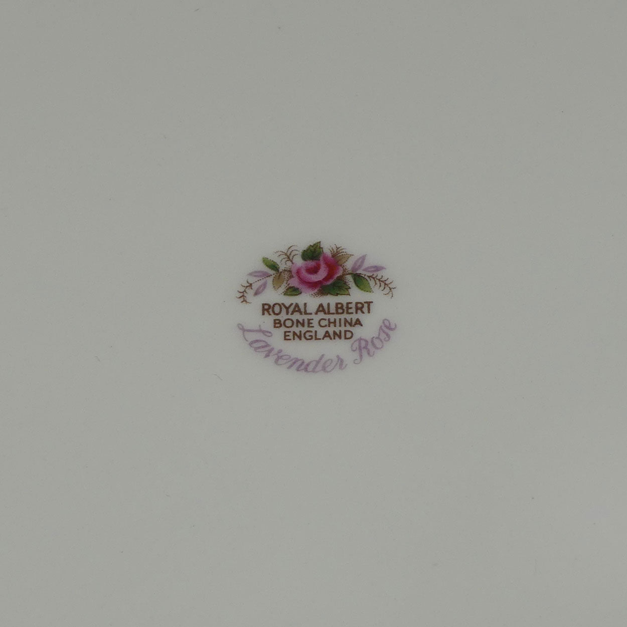 royal-albert-bone-china-england-lavender-rose-dinner-plate-26cm-diam-early-stamp