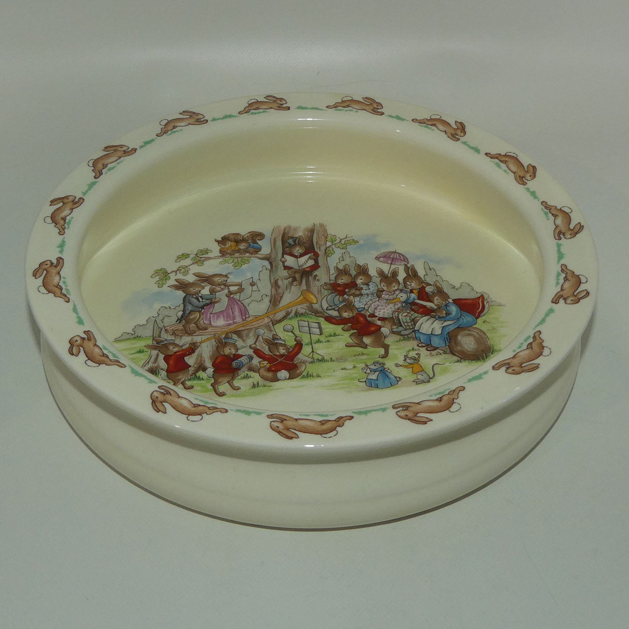 royal-doulton-bunnykins-tableware-the-duet-baby-plate-large-round