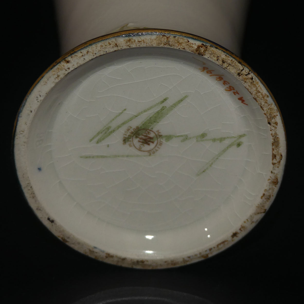 james-macintyre-co-william-moorcroft-lilac-tall-vase