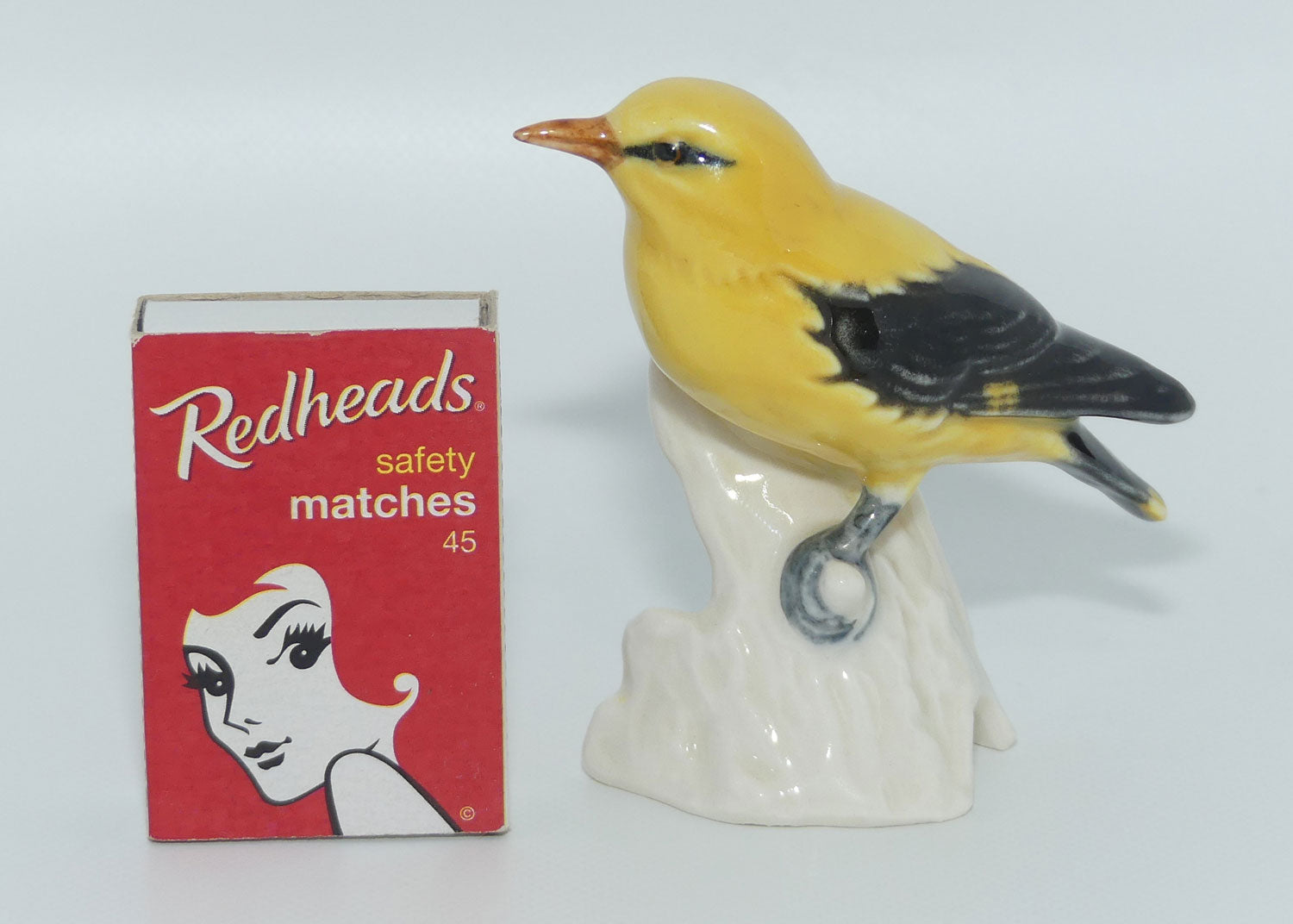 Goebel Golden Oriole bird figure