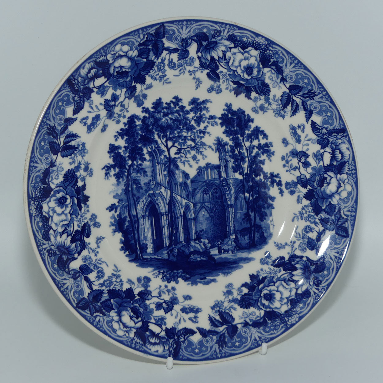 wedgwood-queens-ware-blue-and-white-collection-plate-gothic-ruins