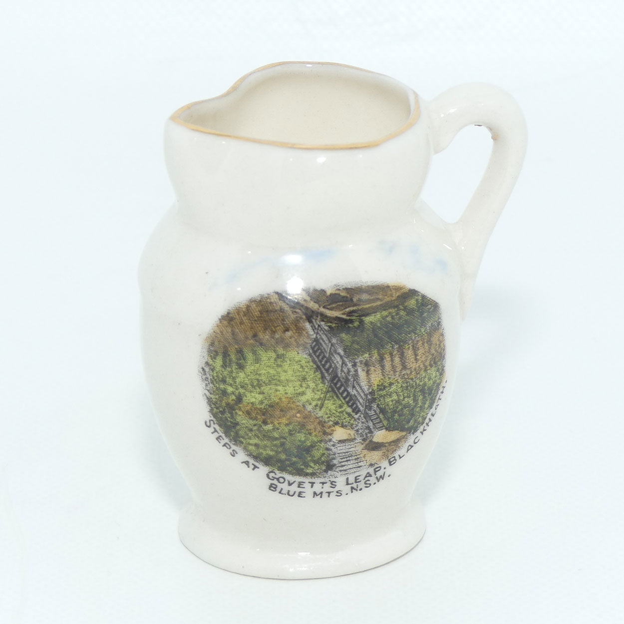 australiana-souvenir-jug-steps-at-govetts-leap-blackheath-blue-mountains-nsw