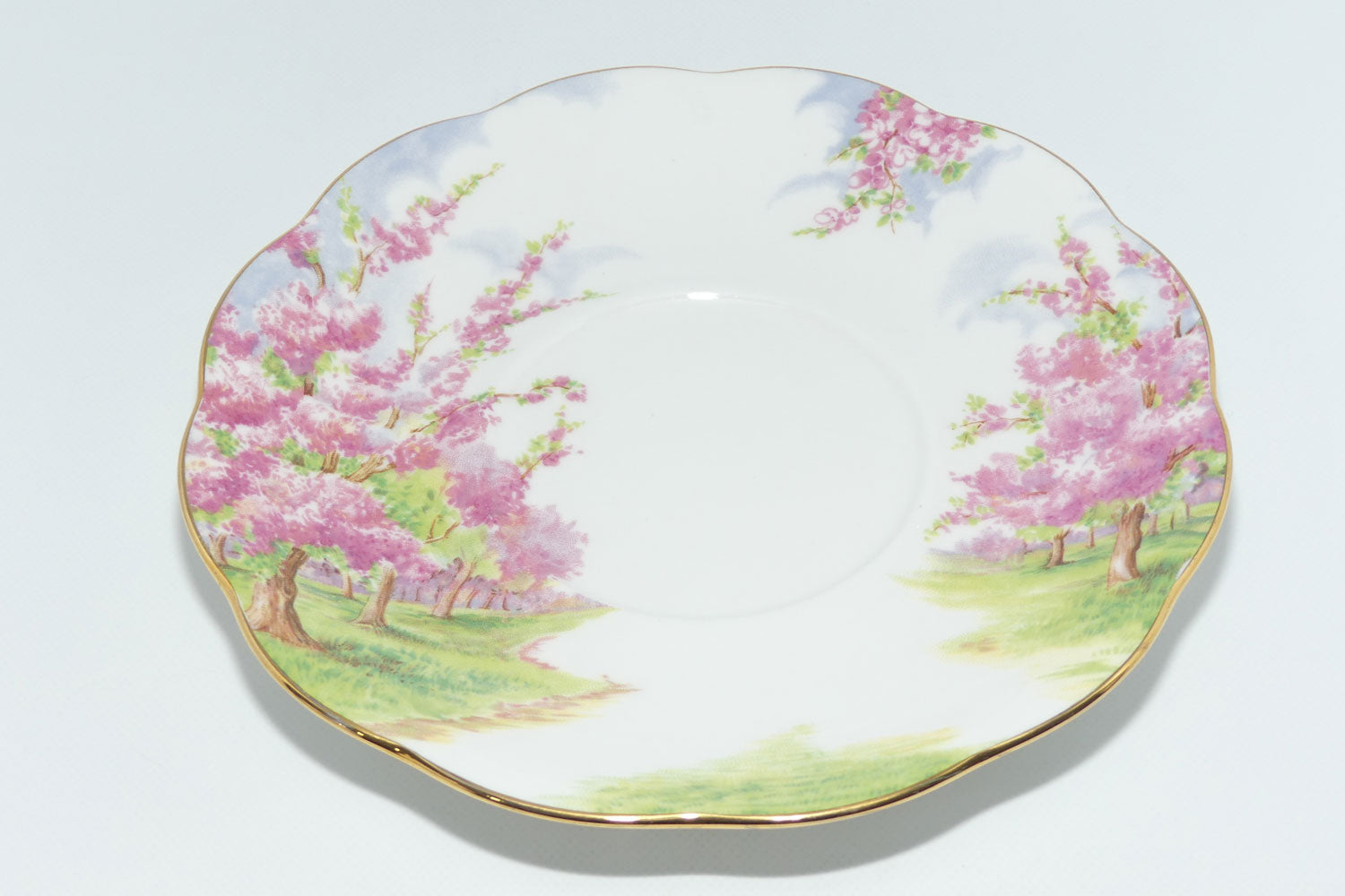royal-albert-england-blossom-time-gravy-boat-and-underplate