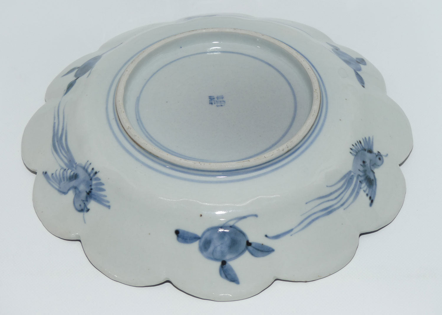 japanese-imari-hand-painted-cabinet-plate-c-1900-fluted-rim-3-red-and-blue