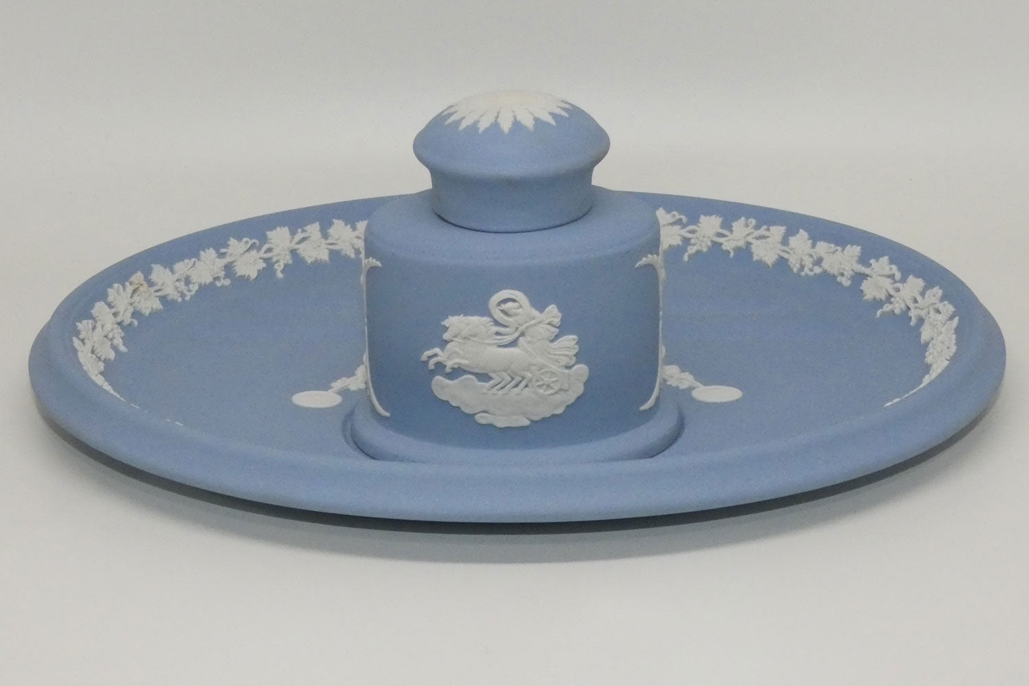 wedgwood-jasper-white-on-blue-homer-inkpot-and-stand