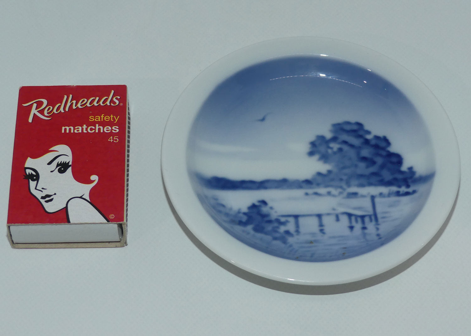 Royal Copenhagen Lake Scene mini plate | 3610