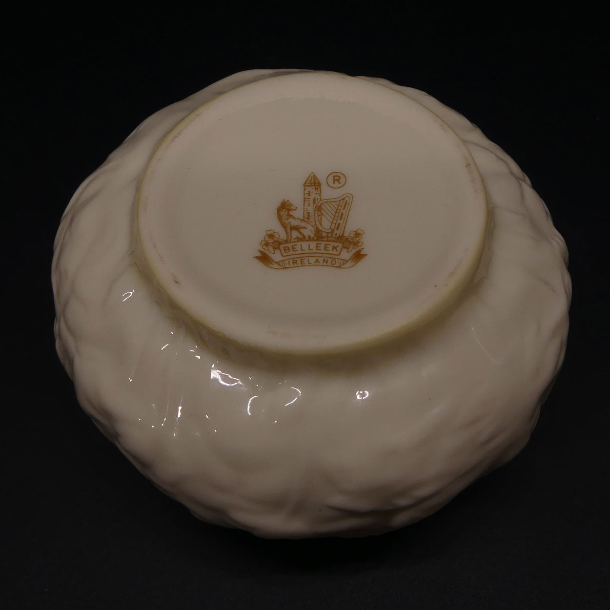 belleek-lotus-sugar-bowl-gold-mark