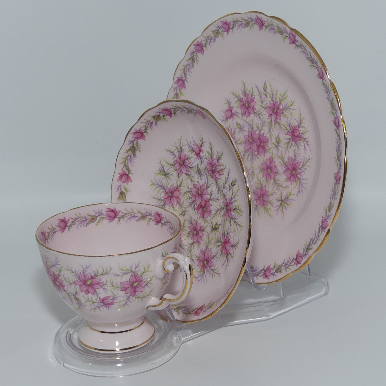 Tuscan Fine English Bone China Pretty Pink Love in the Mist trio | large plate