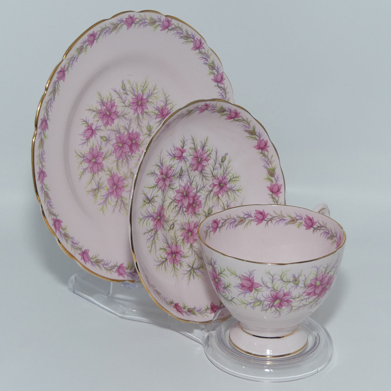 Tuscan Fine English Bone China Pretty Pink Love in the Mist trio | large plate