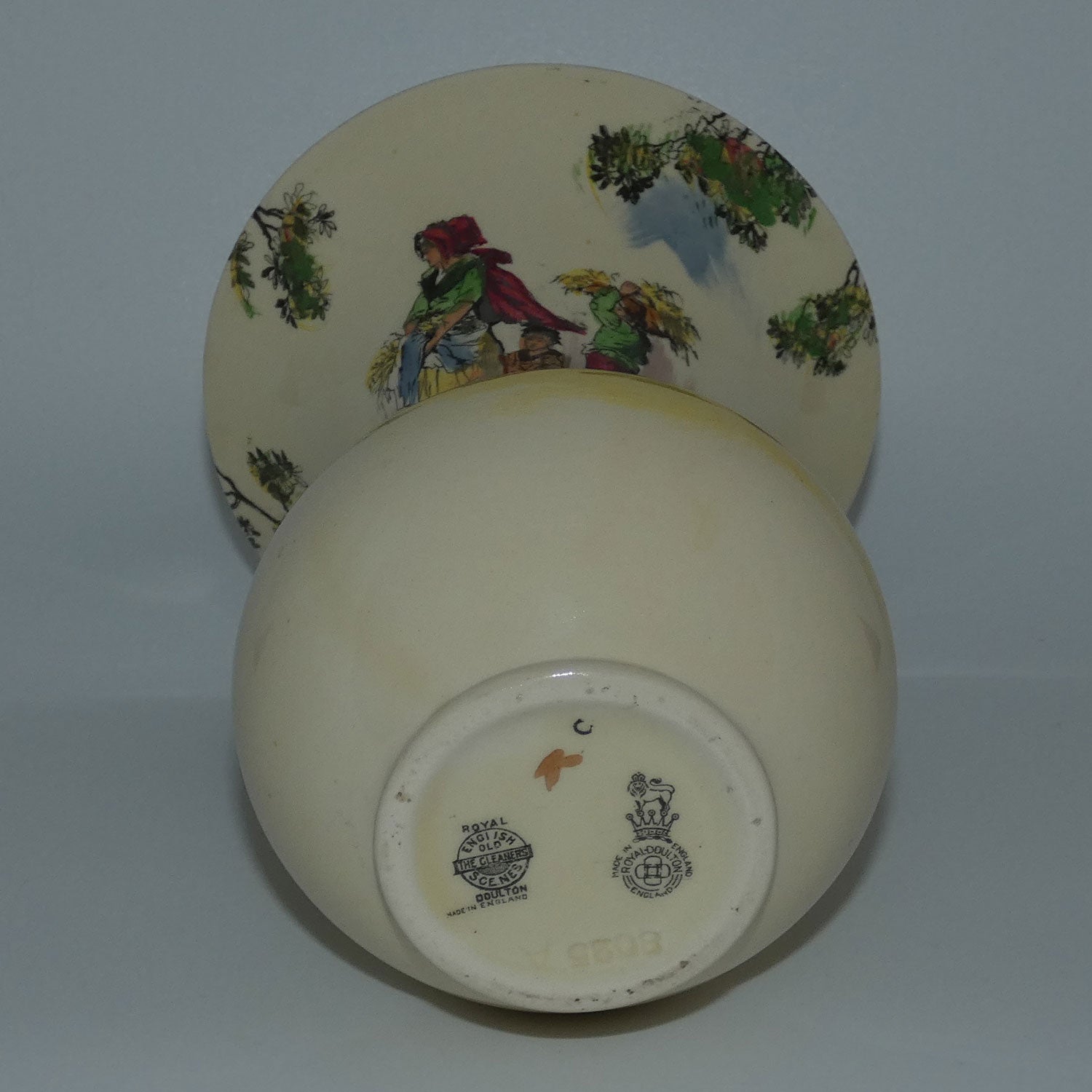 royal-doulton-old-english-scenes-the-gleaners-large-flaired-vase-1