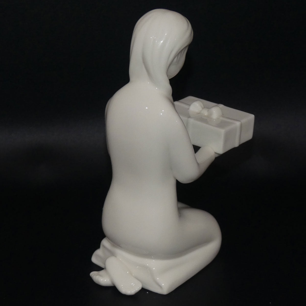 Coalport figurine | Moments by Coalport | Given with Love