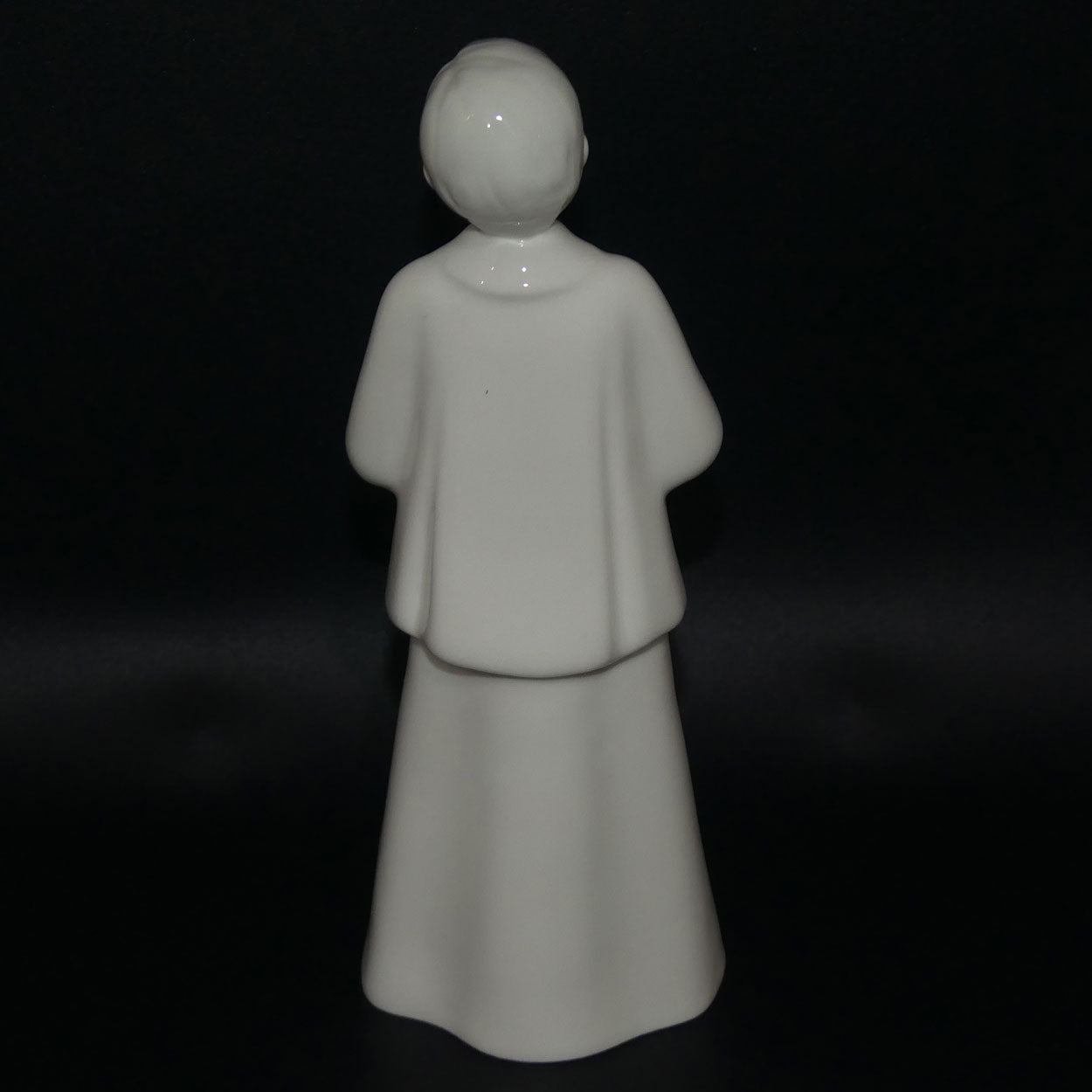 Coalport figurine | Moments by Coalport | Silent Night