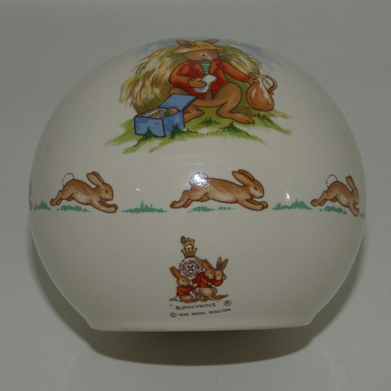 royal-doulton-bunnykins-money-ball-haymaking