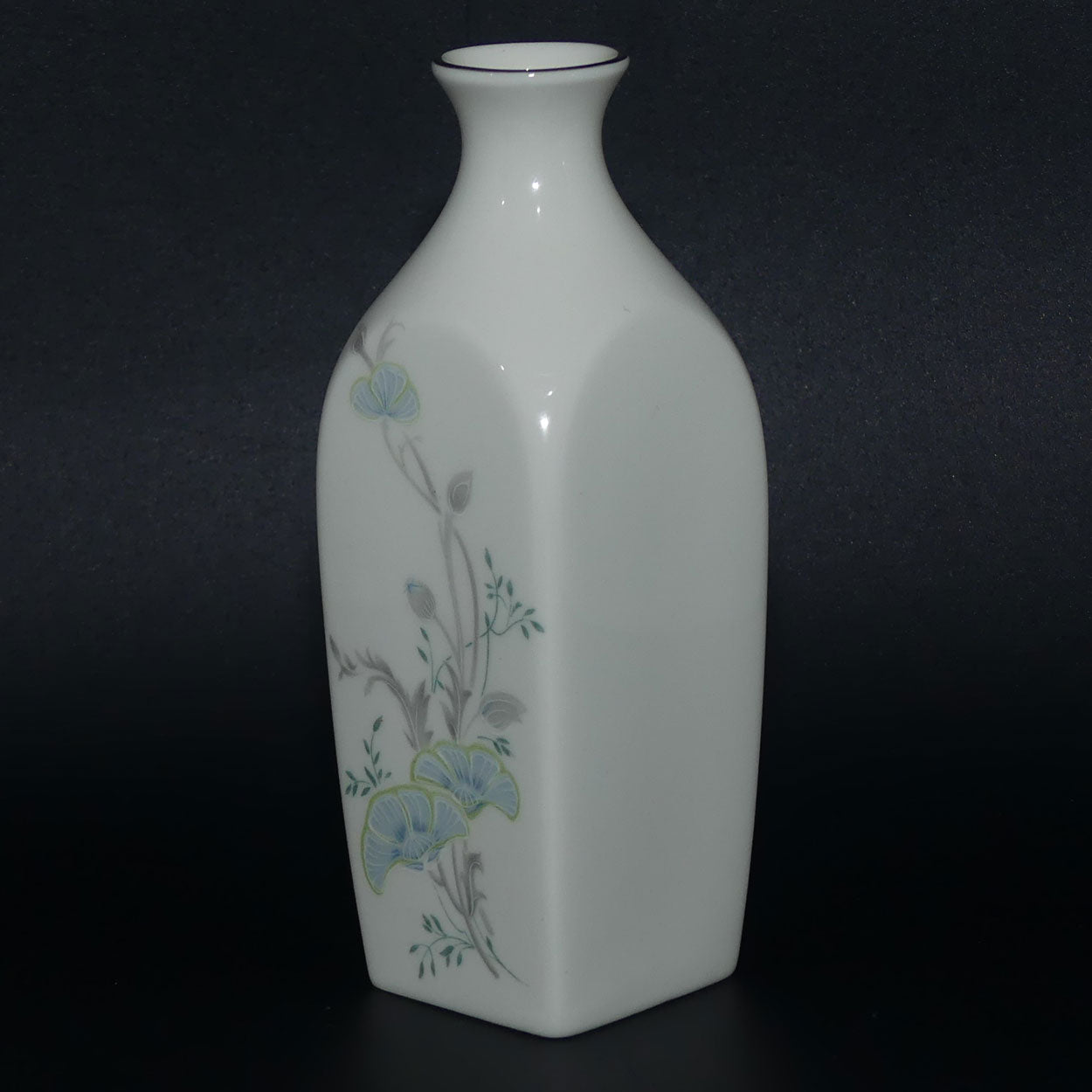 Royal Doulton Moonflower H5104 miniature bud vase