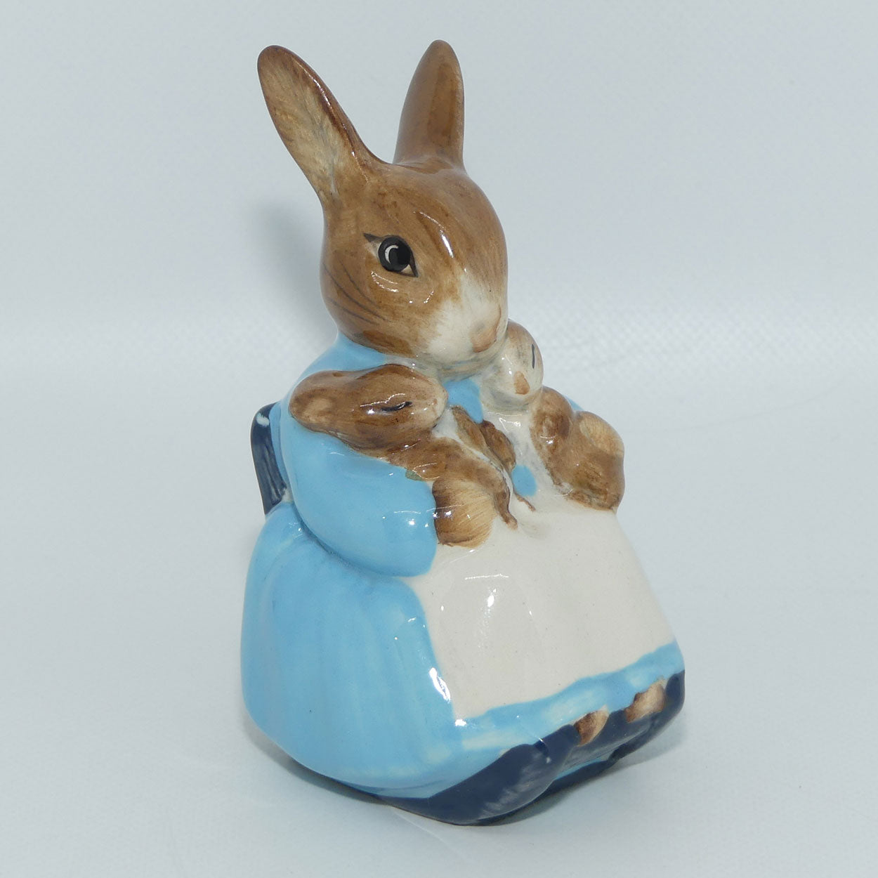 beswick-beatrix-potter-mrs-rabbit-and-bunnies-bp3b