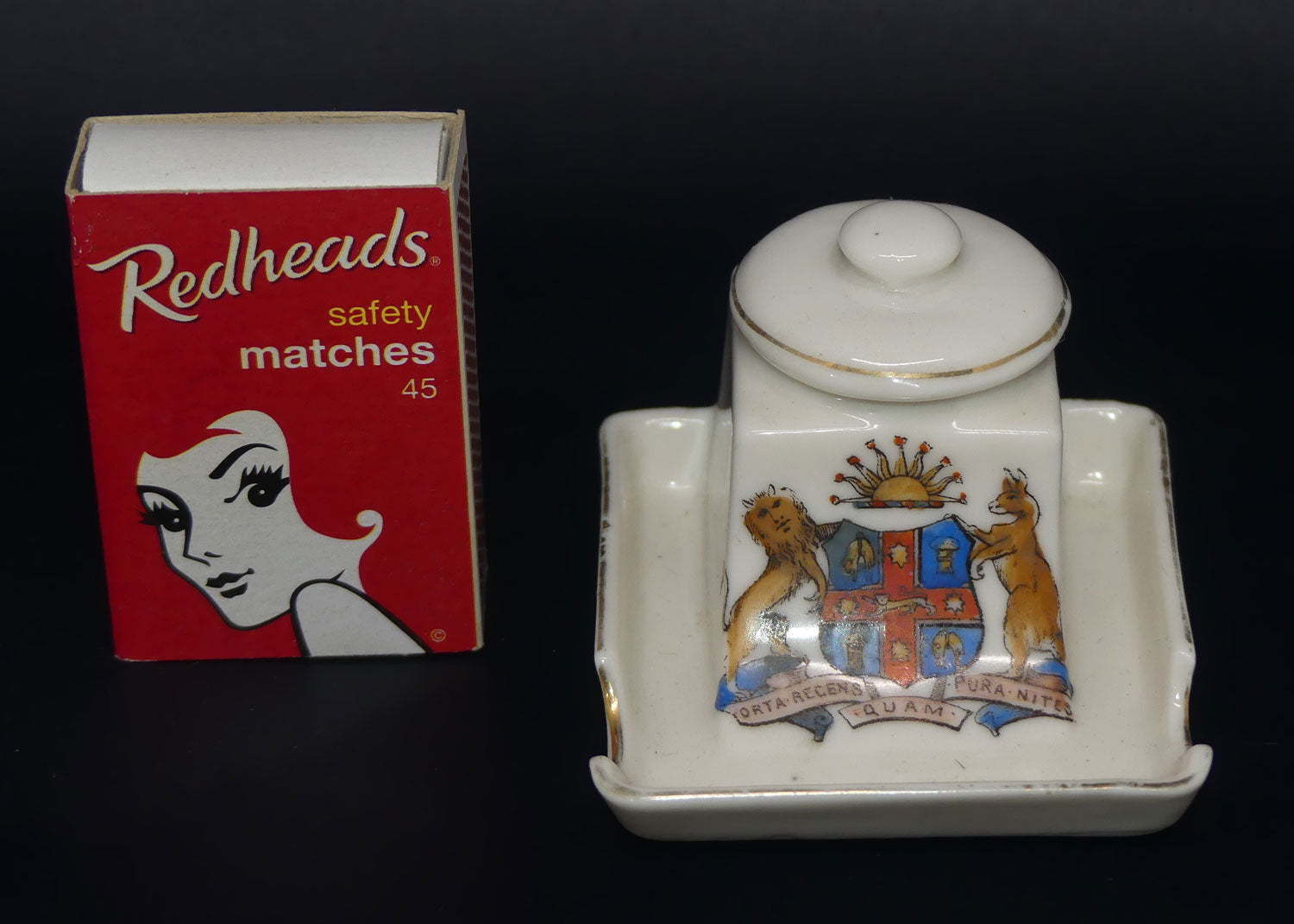 gemma-austria-new-south-wales-coat-of-arms-crested-miniature
