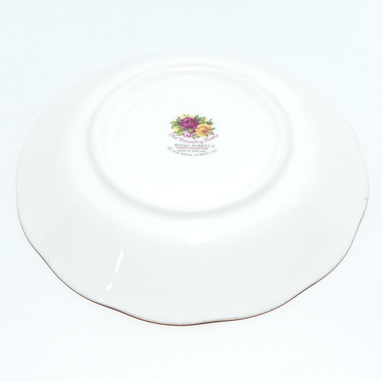 royal-albert-england-old-country-roses-chintz-collection-plate-tea-saucer-1
