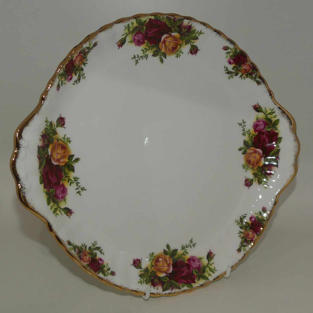 royal-albert-bone-china-england-old-country-roses-handled-cake-plate