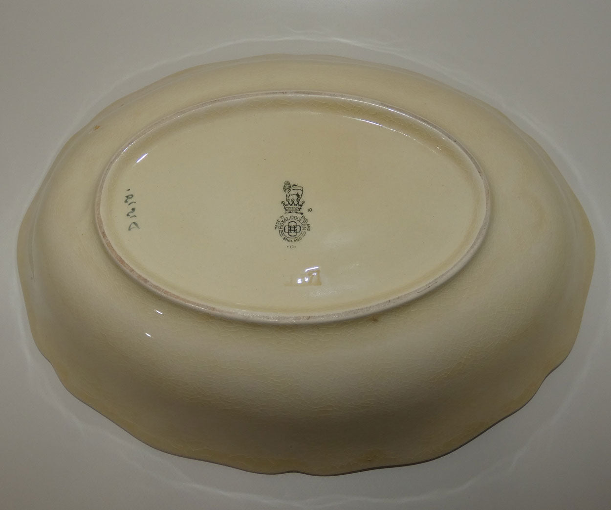 royal-doulton-ploughing-large-oval-bowl-d5650