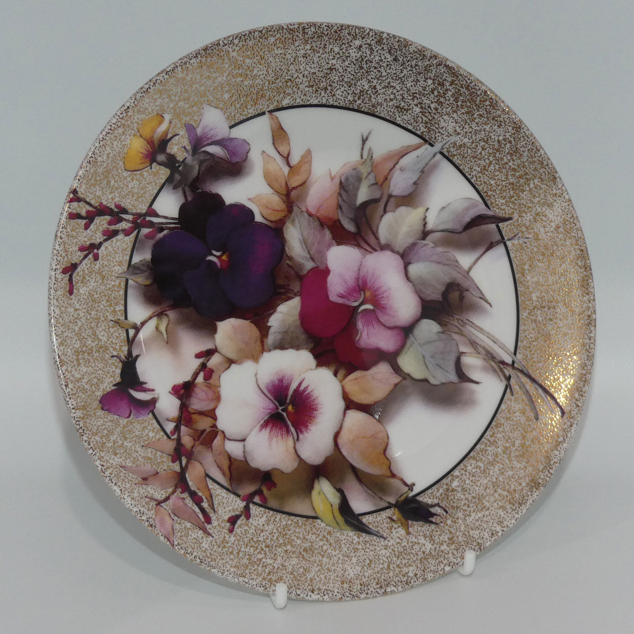 bradex-26-r76-027-1-plate-floral-illusions-pansy