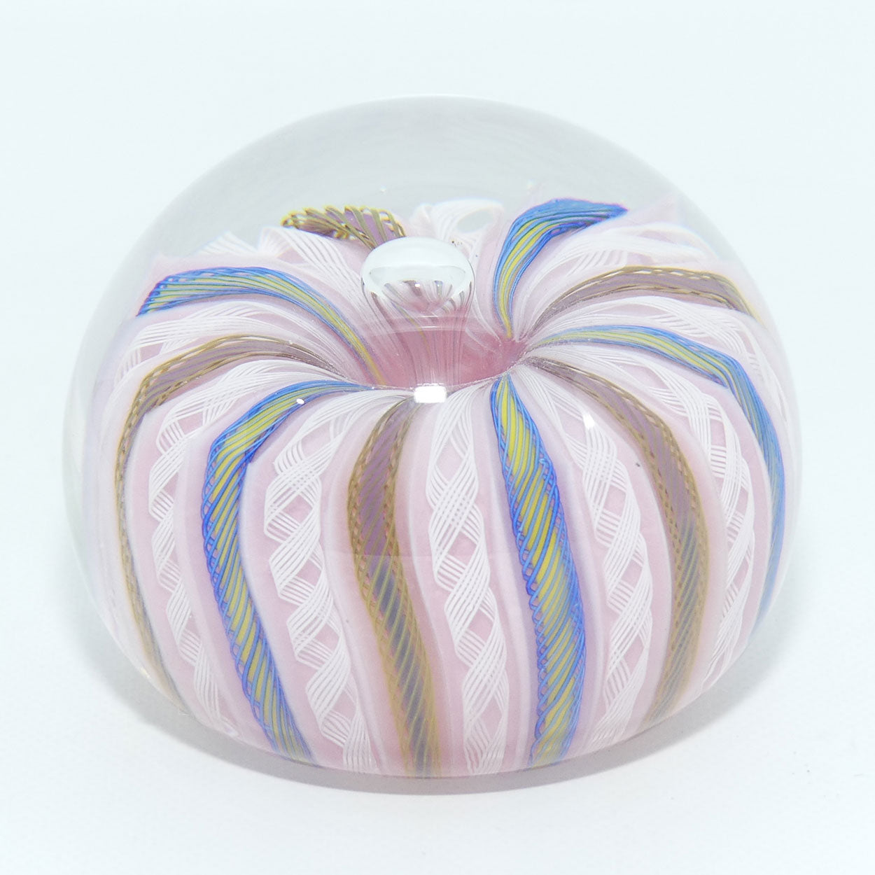 john-deacons-scotland-bubble-crown-large-paperweight-pink