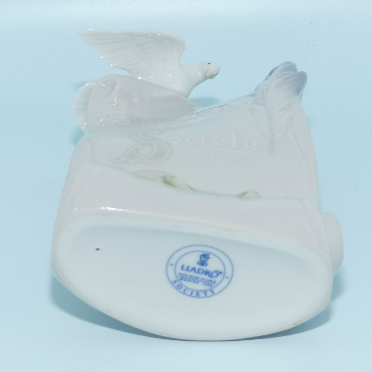 Lladro Society Dove and Pink Rose display plaque | #7677 | boxed