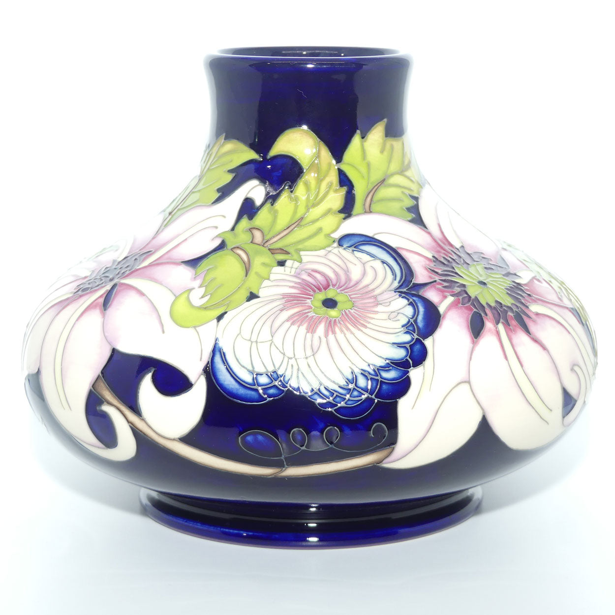 Moorcroft Pure Innocence 32/8 vase | LE 40/50 | signed
