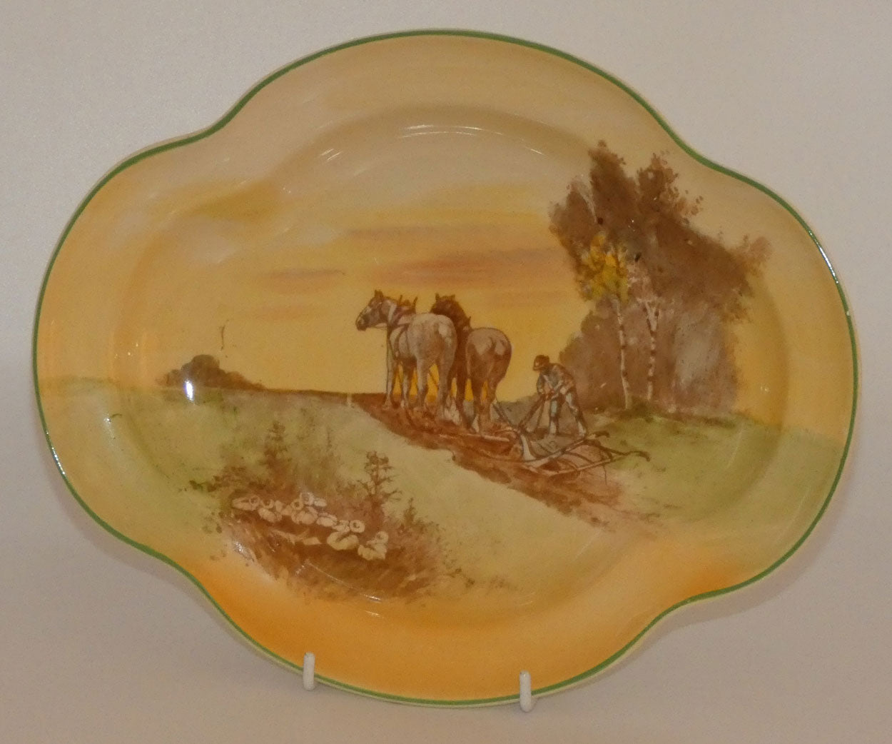 royal-doulton-ploughing-large-quatrefoil-shape-dish-d5650