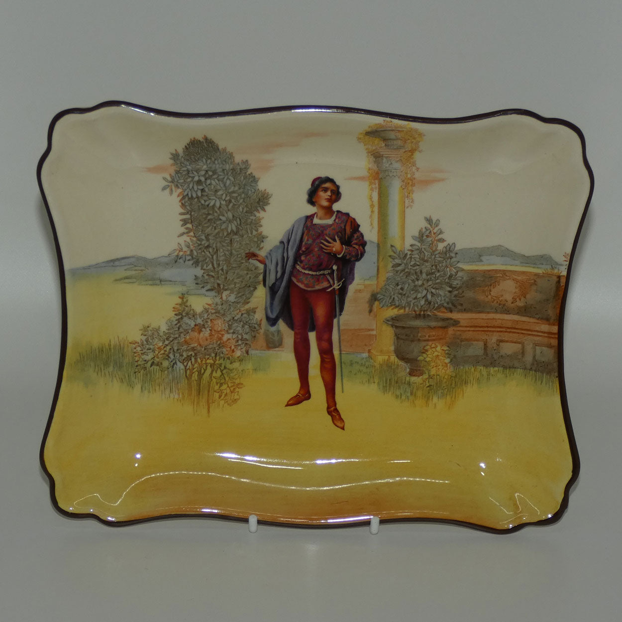 royal-doulton-shakespearean-romeo-rectangular-tray-d3596