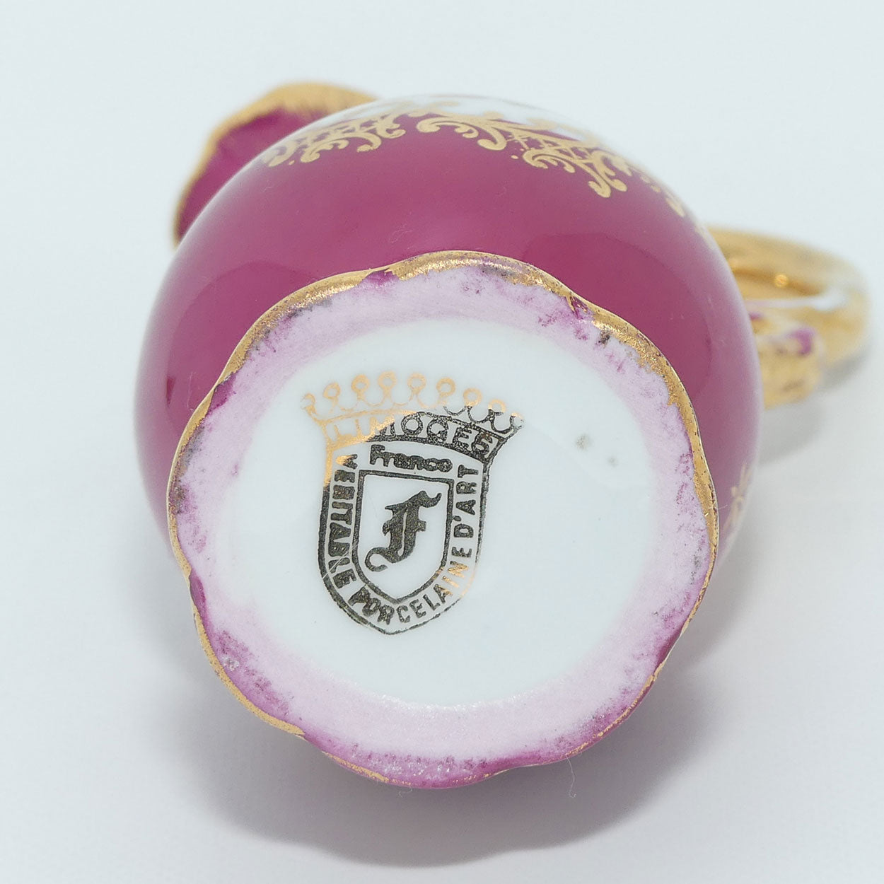 limoges-veritable-porcelain-dart-courting-ewer-rouge-and-gilt