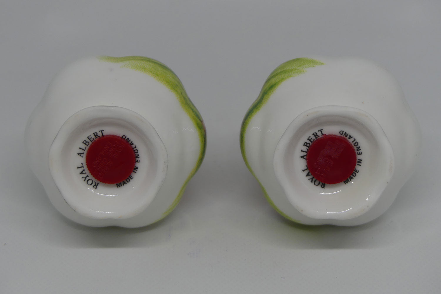 royal-albert-england-blossom-time-salt-and-pepper