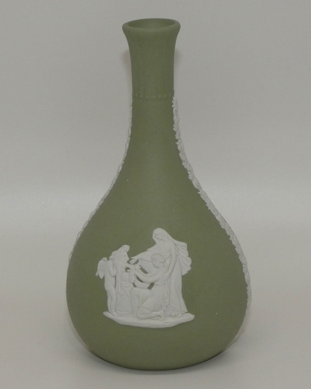 wedgwood-jasper-white-on-sage-green-seas-cupid-vase